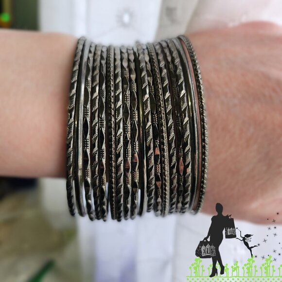 BFD 18 Fashion Bangle Bracelet Set - Picture 1 of 7